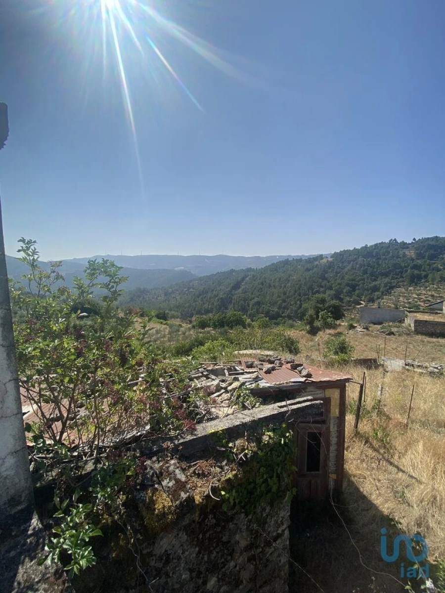 Prédio para Venda em Longa Foto 14