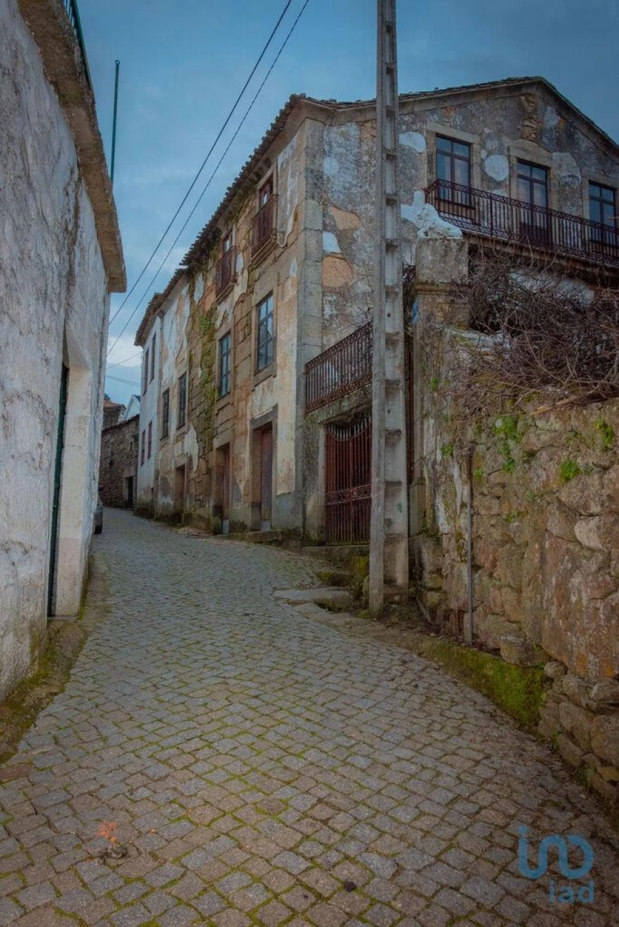 Prédio para Venda em Longa Foto 2