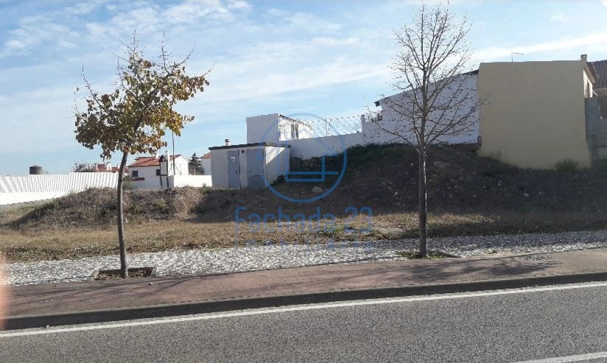 Terreno para Venda em Marvila, Ribeira Santarém, São Salvador, São Nicolau Foto 1