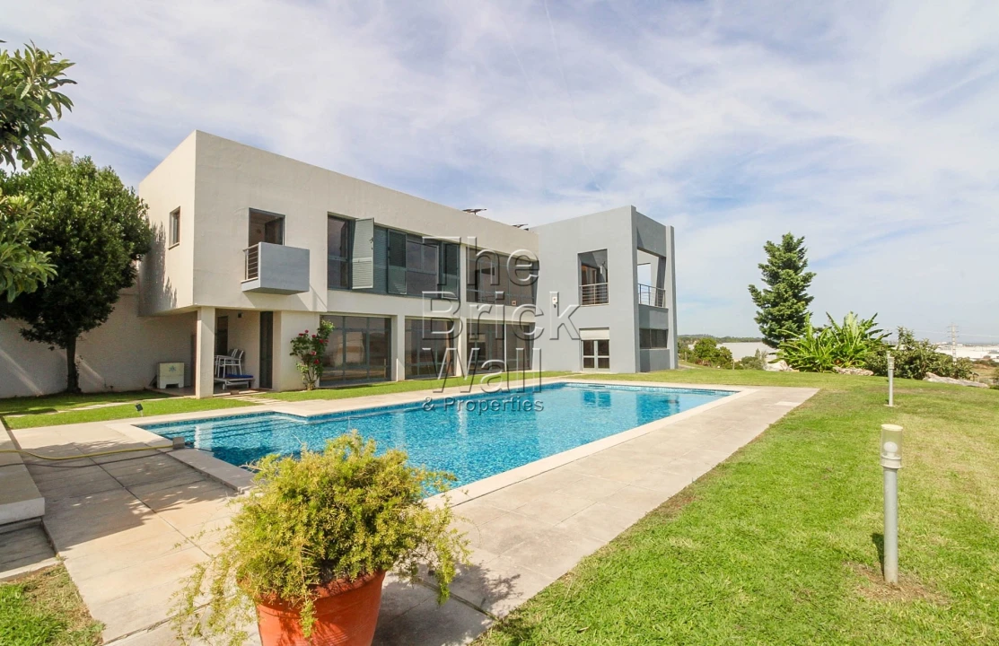 Moradia T3 para Venda em Alcoentre Foto 14