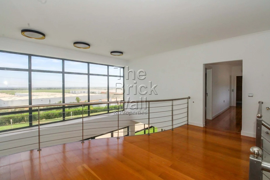 Moradia T3 para Venda em Alcoentre Foto 25