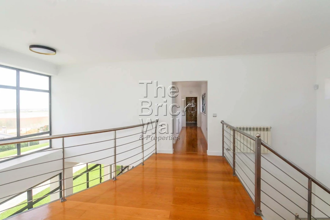 Moradia T3 para Venda em Alcoentre Foto 26