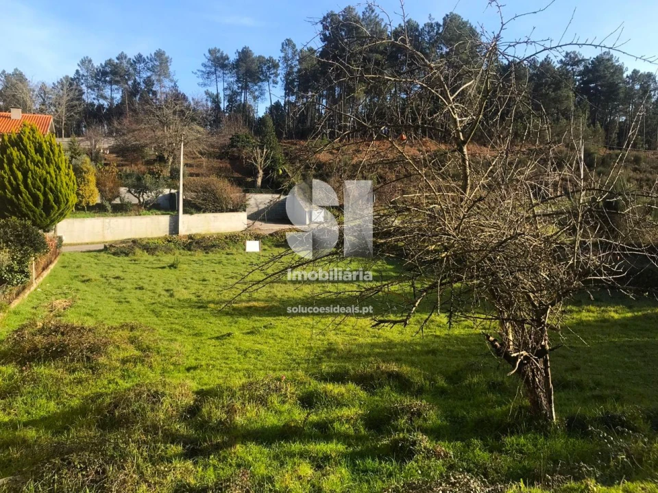 Terreno para Venda em Andrães Foto 9