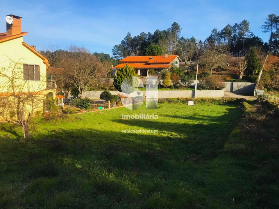 Terreno para Venda em Andrães Foto 10