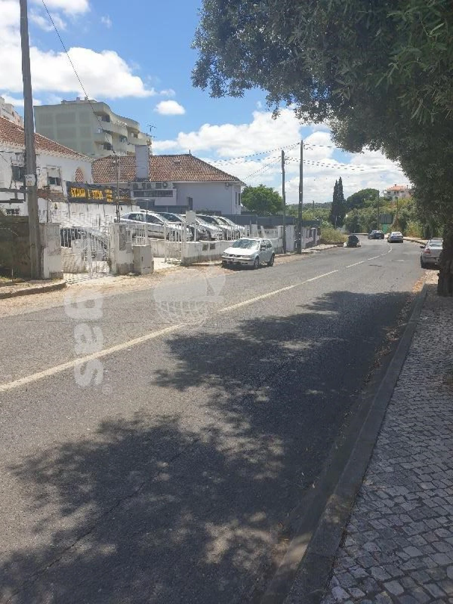 Moradia T5 para Venda em Ramada e Caneças Foto 8