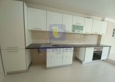 Moradia T3 para Venda em Carcavelos e Parede