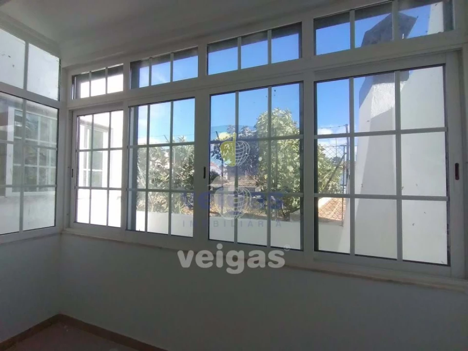Moradia T3 para Venda em Carcavelos e Parede Foto 4