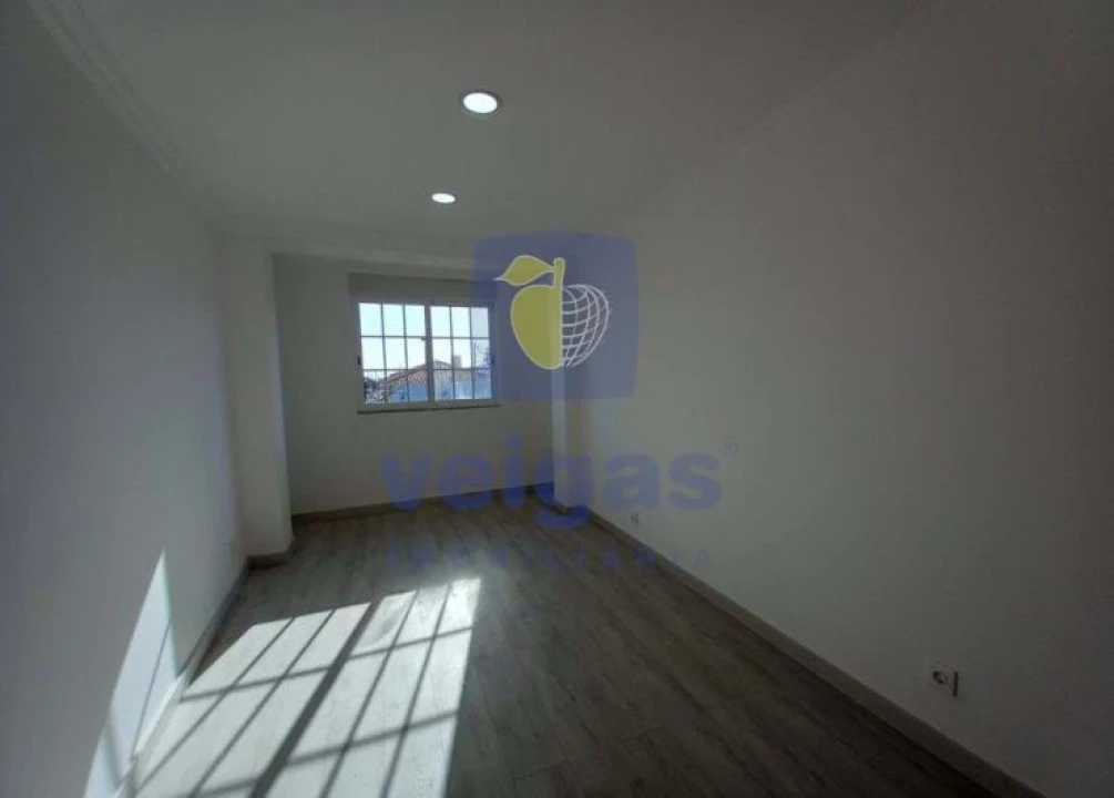 Moradia T3 para Venda em Carcavelos e Parede Foto 31