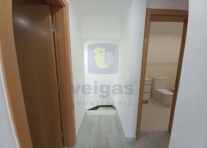 Moradia T3 para Venda em Carcavelos e Parede Foto 33