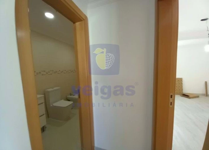 Moradia T3 para Venda em Carcavelos e Parede Foto 21