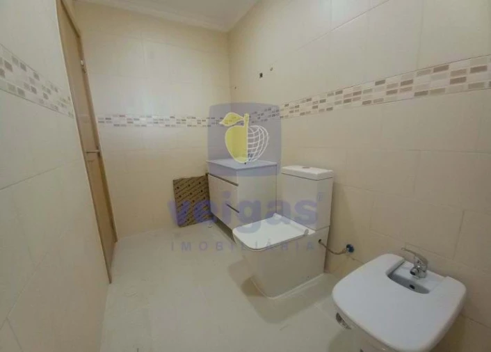 Moradia T3 para Venda em Carcavelos e Parede Foto 23