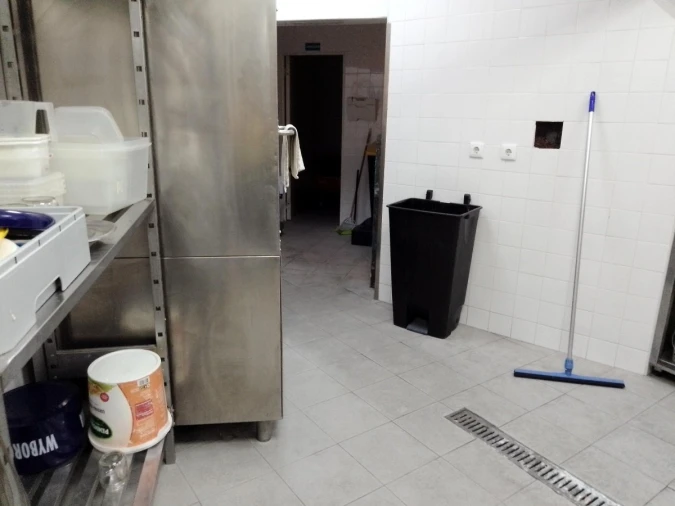 Negócio para Venda em Santo António dos Cavaleiros e Frielas Foto 18