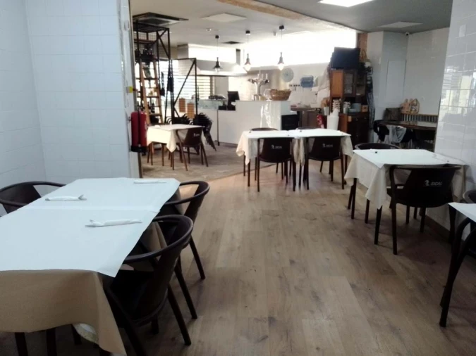 Negócio para Venda em Santo António dos Cavaleiros e Frielas Foto 10