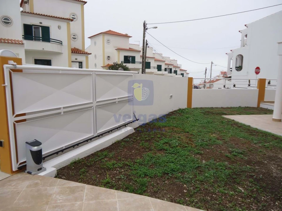 Moradia T4 para Venda em Ericeira Foto 34