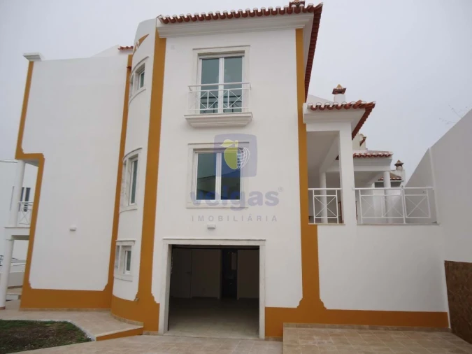 Moradia T4 para Venda em Ericeira Foto 37