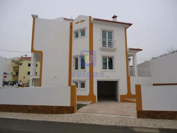 Moradia T4 para Venda em Ericeira Foto 5