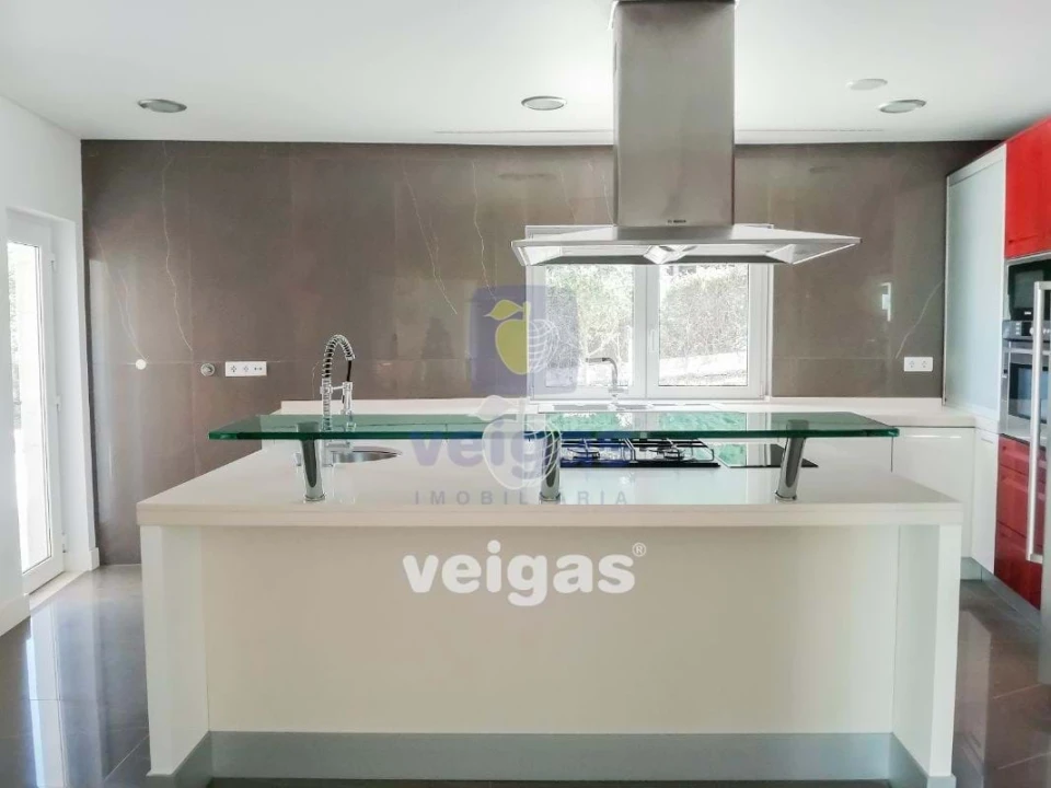 Moradia T4 para Venda em Agualva e Mira-Sintra Foto 26