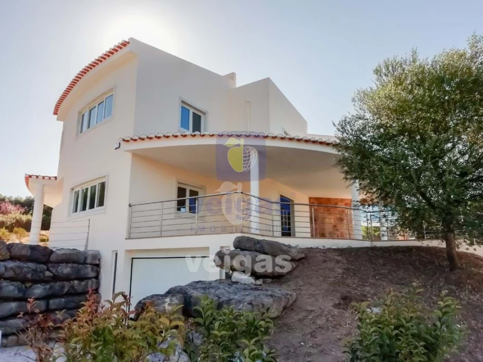 Moradia T4 para Venda em Agualva e Mira-Sintra Foto 25