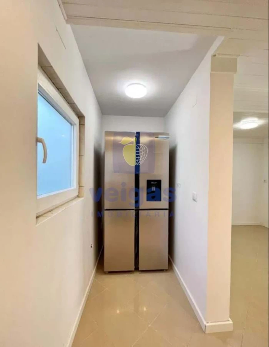 Moradia T9 para Venda em Ajuda Foto 17