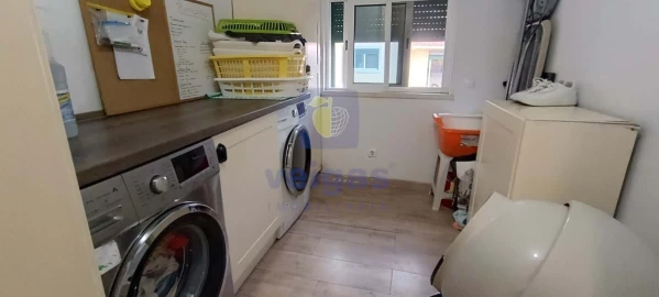 Moradia T3 para Venda em Agualva e Mira-Sintra
