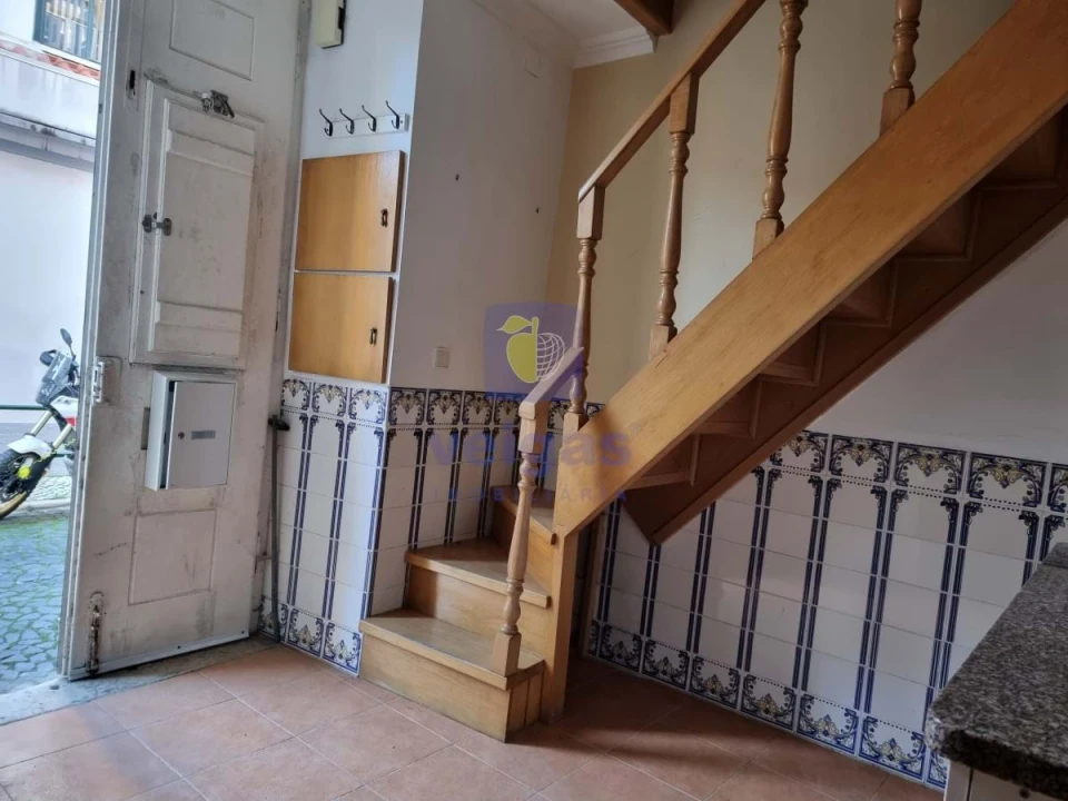 Apartamento T1 para Venda em Santa Maria Maior Foto 5