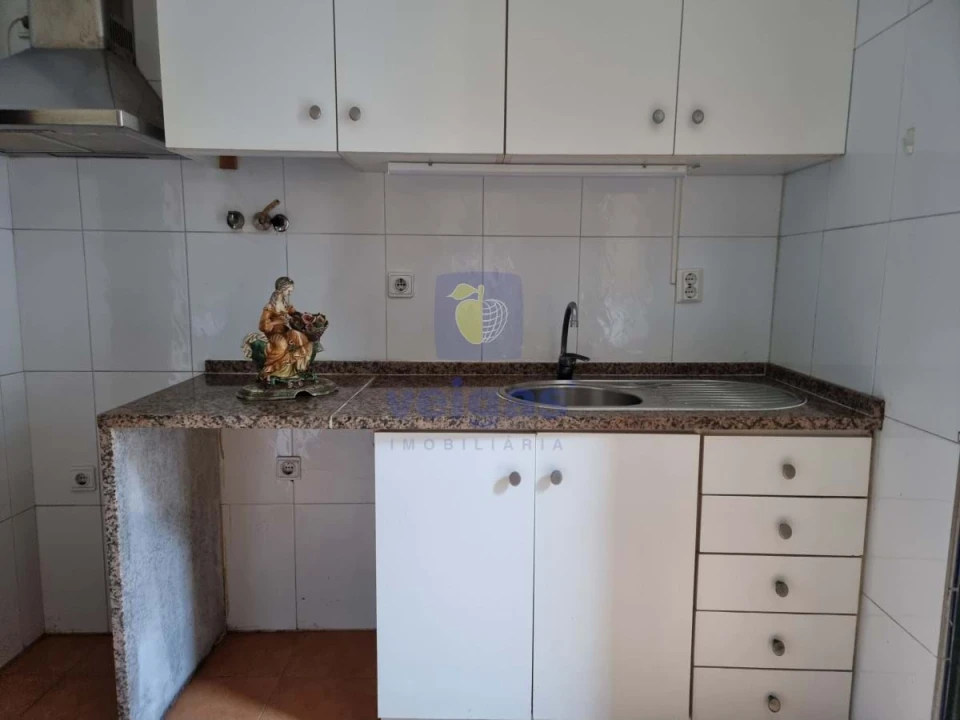 Apartamento T1 para Venda em Santa Maria Maior Foto 34
