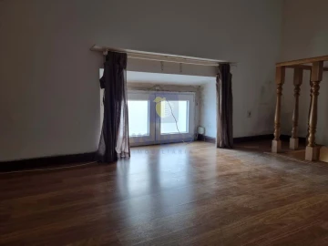 Apartamento T1 para Venda em Santa Maria Maior