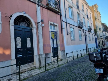 Apartamento T1 para Venda em Santa Maria Maior