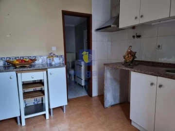 Apartamento T1 para Venda em Santa Maria Maior