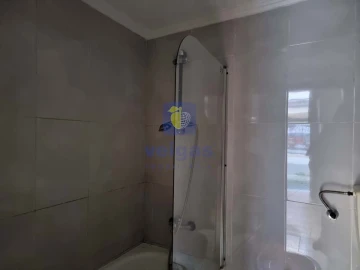 Apartamento T1 para Venda em Santa Maria Maior