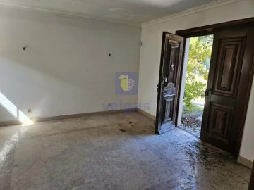 Moradia T7 para Venda em Agualva e Mira-Sintra