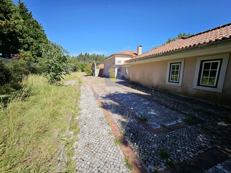 Moradia T7 para Venda em Agualva e Mira-Sintra Foto 35