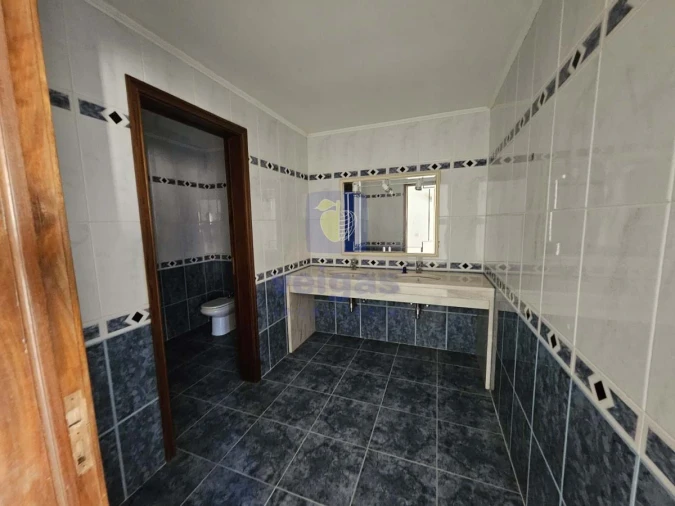 Moradia T7 para Venda em Agualva e Mira-Sintra Foto 30