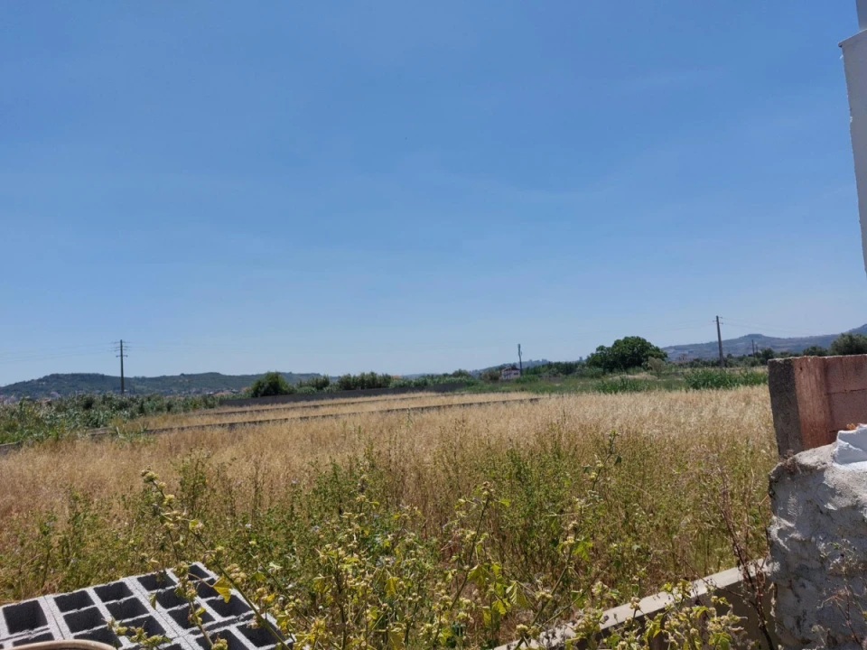 Terreno para Venda em Santo Antão e São Julião do Tojal Foto 4