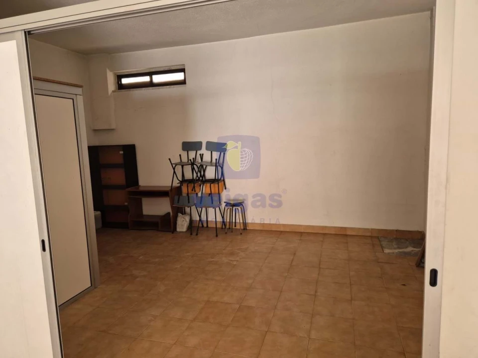 Garagem para Arrendamento em Odivelas Foto 12