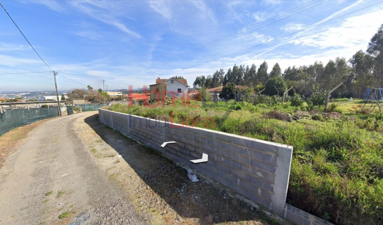 Terreno para Venda em O. Azeméis, Riba-Ul, Ul, Macinhata Seixa, Madail Foto 2