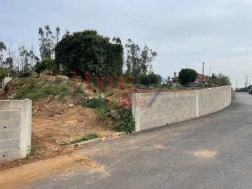 Terreno para Venda em O. Azeméis, Riba-Ul, Ul, Macinhata Seixa, Madail