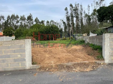 Terreno para Venda em O. Azeméis, Riba-Ul, Ul, Macinhata Seixa, Madail