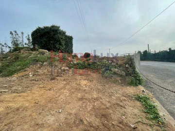 Terreno para Venda em O. Azeméis, Riba-Ul, Ul, Macinhata Seixa, Madail