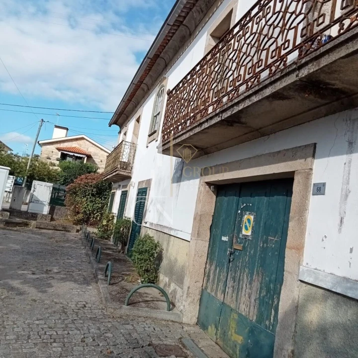 Moradia T4 para Venda em Barbeita Foto 3