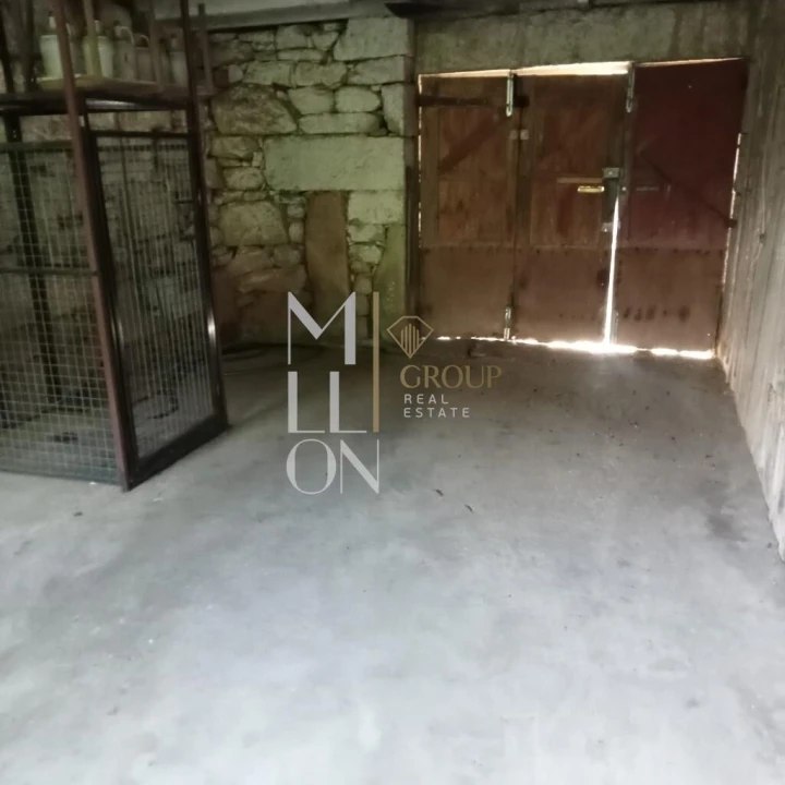 Moradia T4 para Venda em Barbeita Foto 8