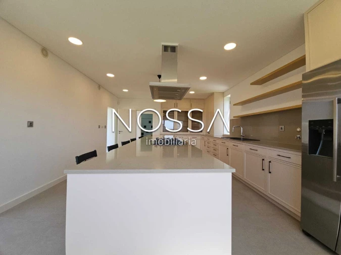 Moradia T4 para Venda em Vila Nova da Rainha Foto 16