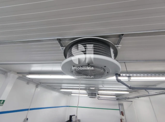 Armazém para Venda em Santo Tirso, Couto (Santa Cristina e São Miguel) e Burgães Foto 34