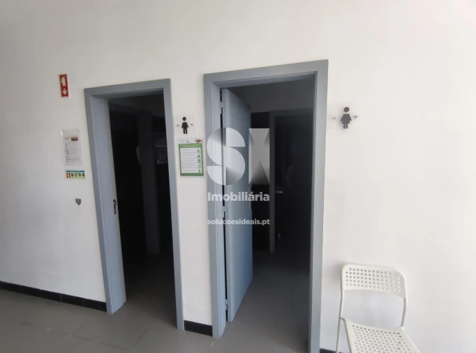 Armazém para Venda em Santo Tirso, Couto (Santa Cristina e São Miguel) e Burgães Foto 37