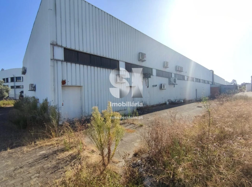 Armazém para Venda em Santo Tirso, Couto (Santa Cristina e São Miguel) e Burgães Foto 4