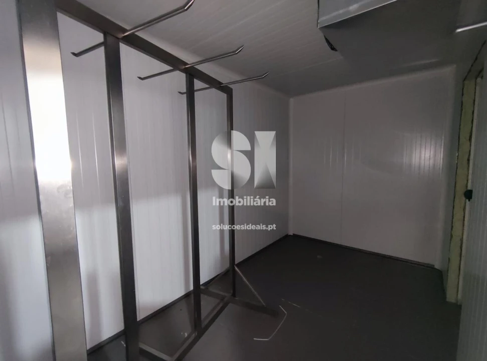 Armazém para Venda em Santo Tirso, Couto (Santa Cristina e São Miguel) e Burgães Foto 32