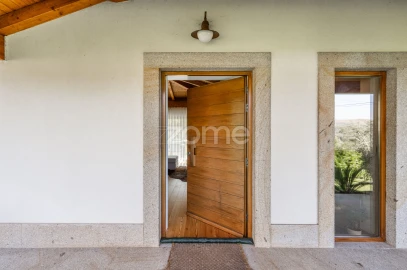 Quinta T4 para Venda em Fornelos e Queijada