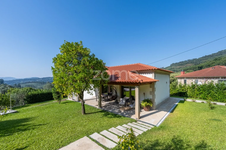 Quinta T4 para Venda em Fornelos e Queijada Foto 13