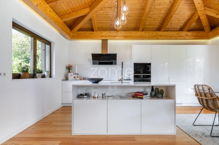 Quinta T4 para Venda em Fornelos e Queijada Foto 34