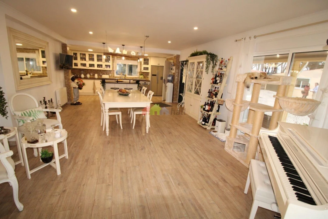 Quinta T3 para Venda em Santa Maria e São Miguel, São Martinho, São Pedro Penaferrim Foto 13